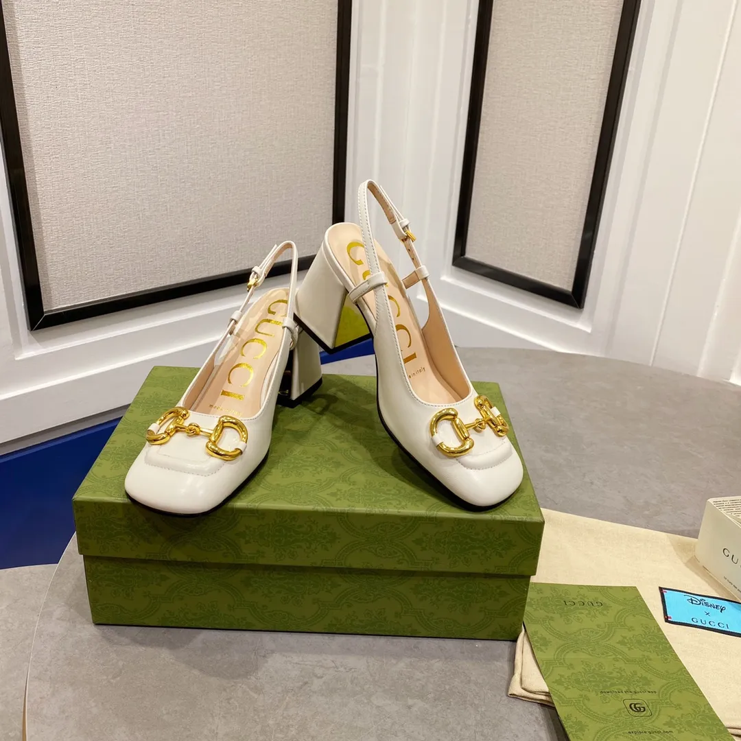 👟👟Ex-factory price 480👟👟 Gucci 〰️2023 early spring horsebit series ✔️ Square toe thick heel shoes/back empty sandals ✔️ This series combines the classic horsebit design, fashionable and versatile ✔️Upper: imported lambskin upper/sheepskin lining ✔️Original 1:1 molded hardware ✔️Italian imported cowhide bottom ✔️Heel height: 2.5cm/7.5cm ✔️Size: 34-40